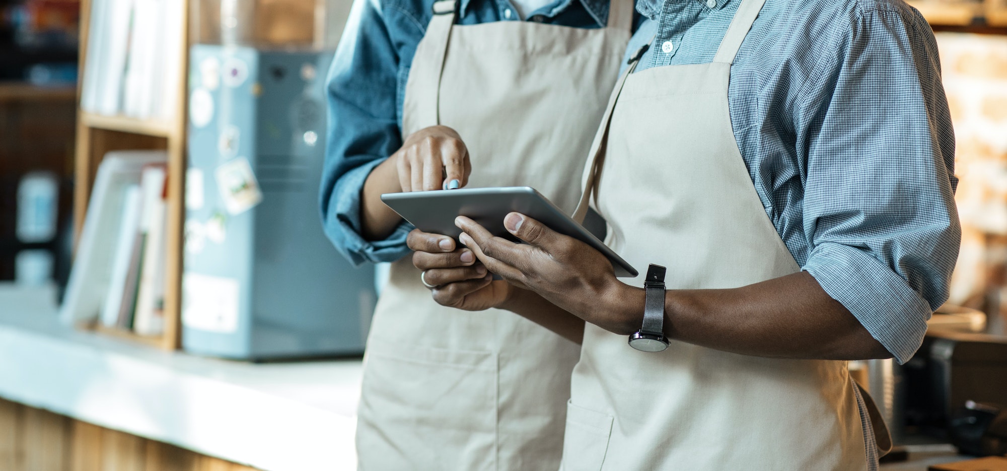Social media, internet and online order during social distancing